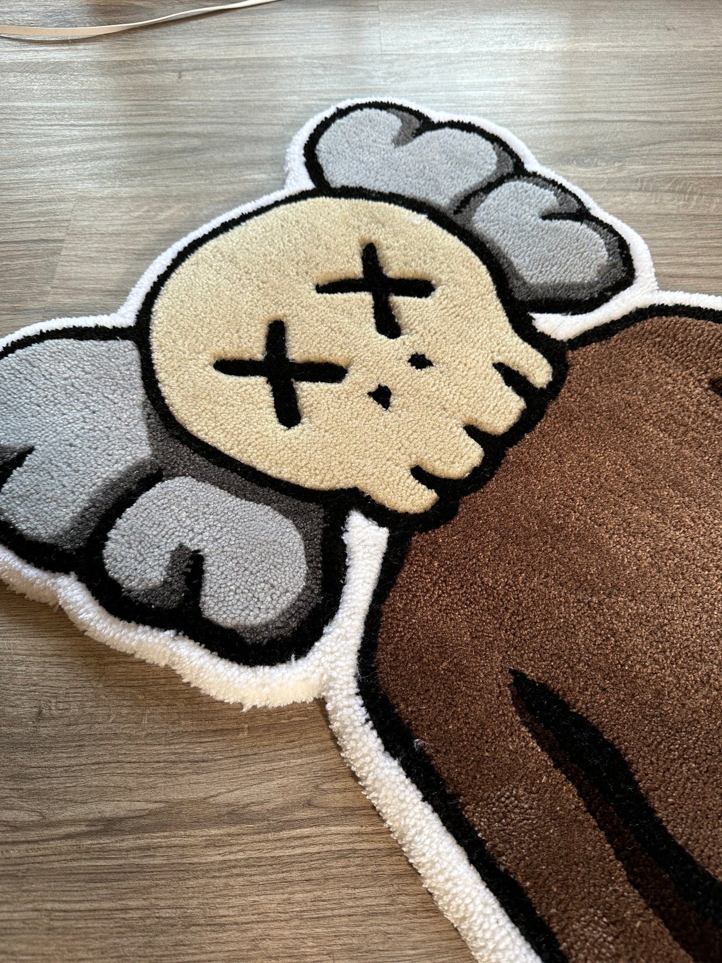 Clown-like Mickey Mouse Rug?