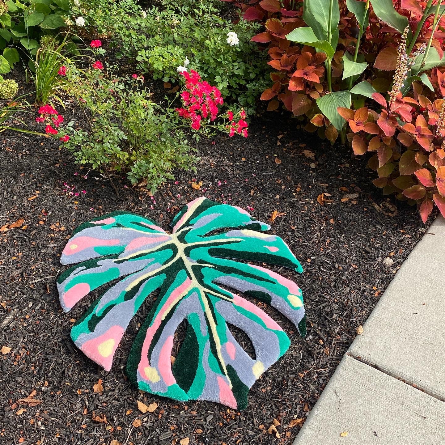 Monstera Leaf Tufted Rug