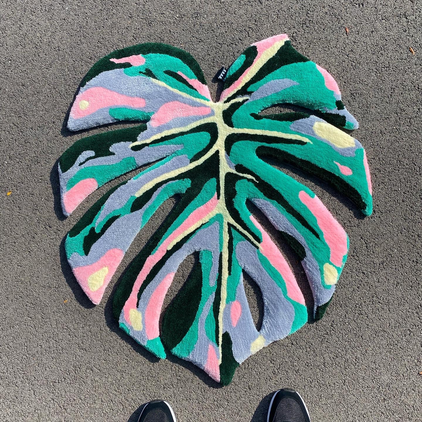 monstera leaf rug Monstera Leaf Tufted Rug – Rugshub